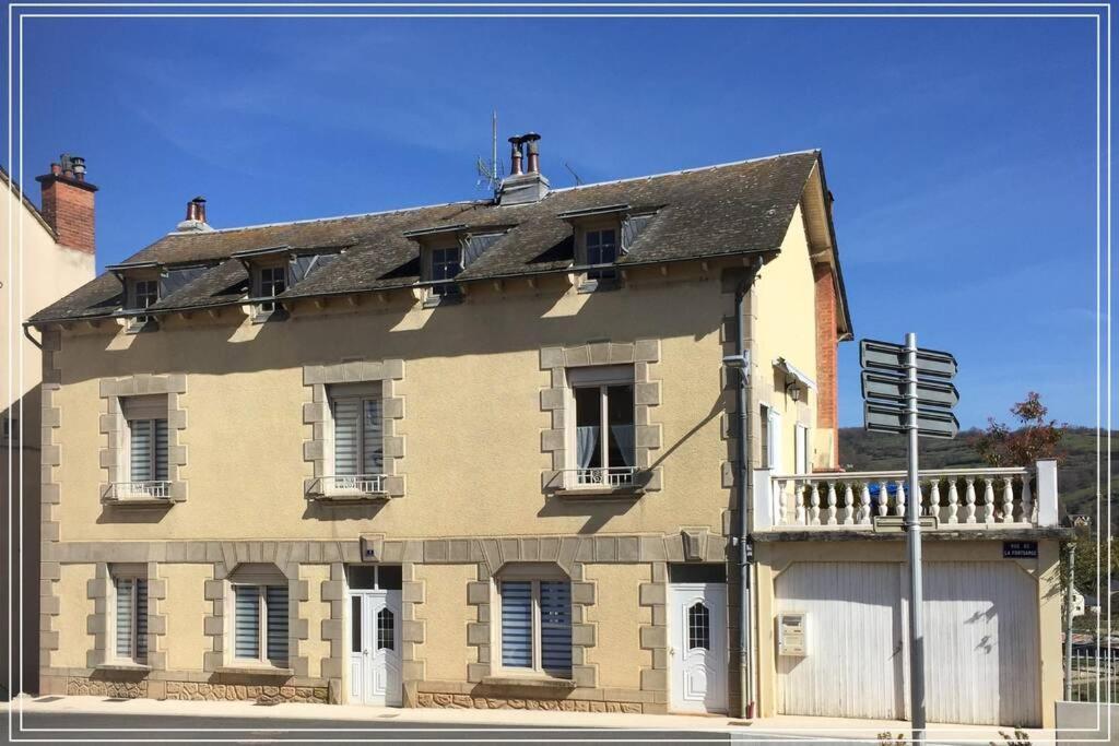 Bonheur And Co Apartment Espalion Bagian luar foto